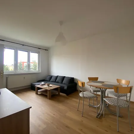 Simon Ii. Appartement
